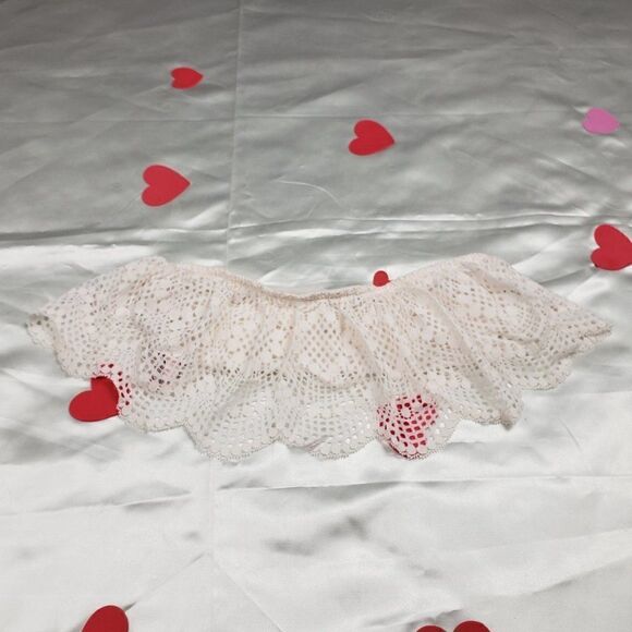 VS Crochet White  Lace Bandeau Flounce Bralette - Picture 2 of 4